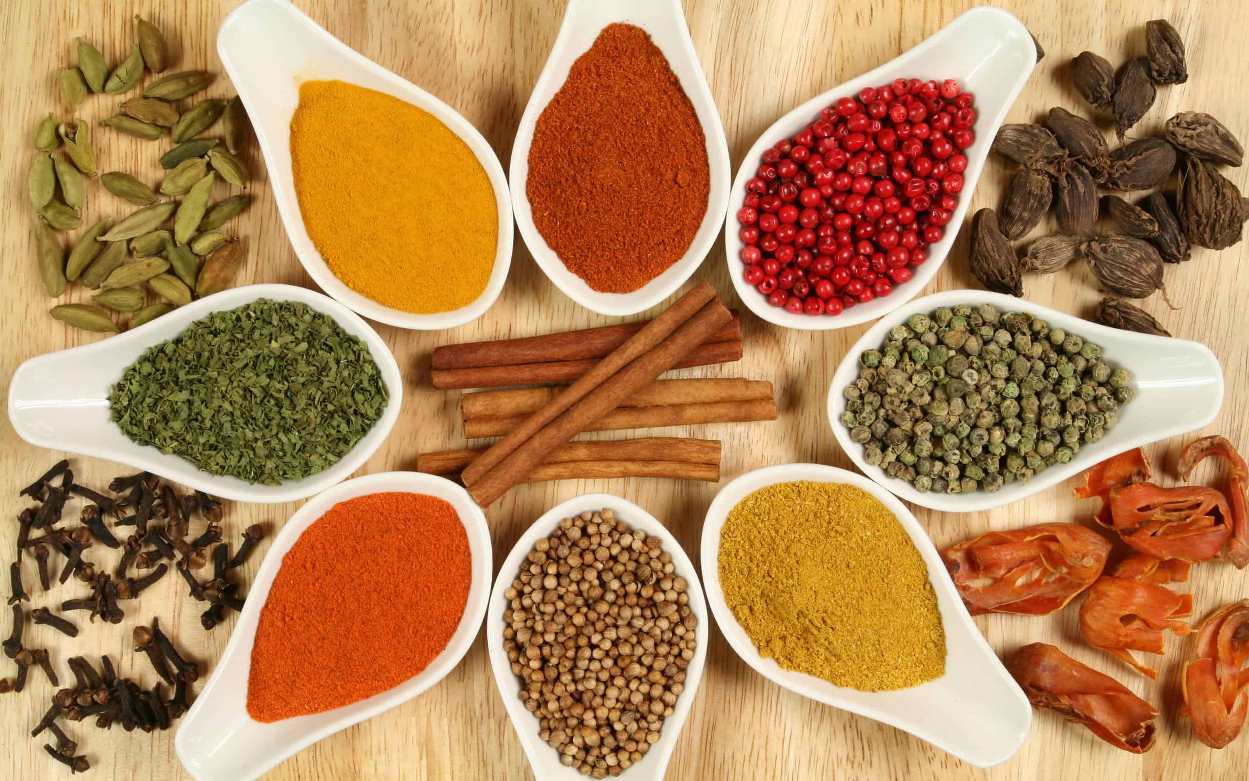 more herbs Chinese herbal medicine in a circle